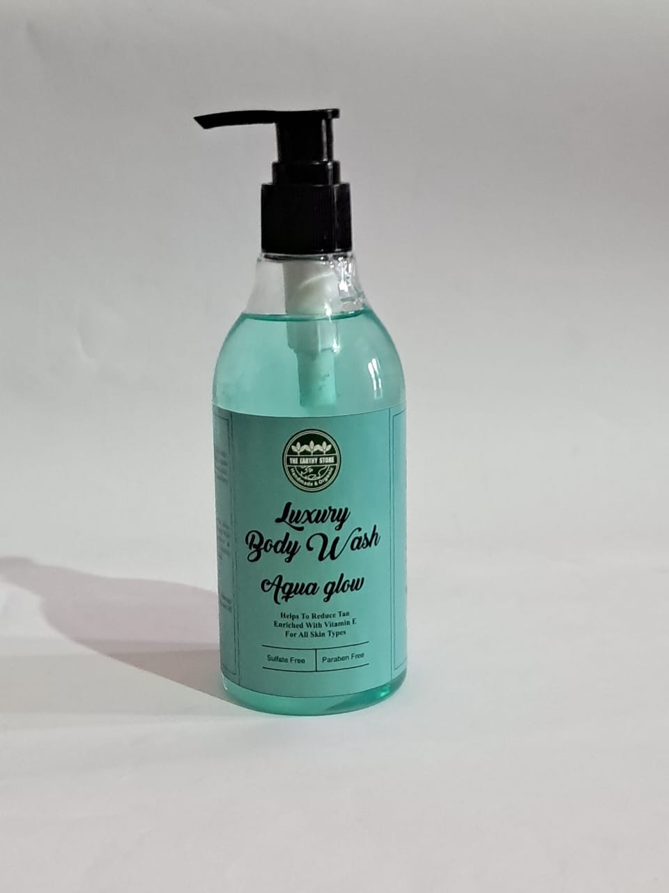 LUXURY BODY WASH AQUA GLOW